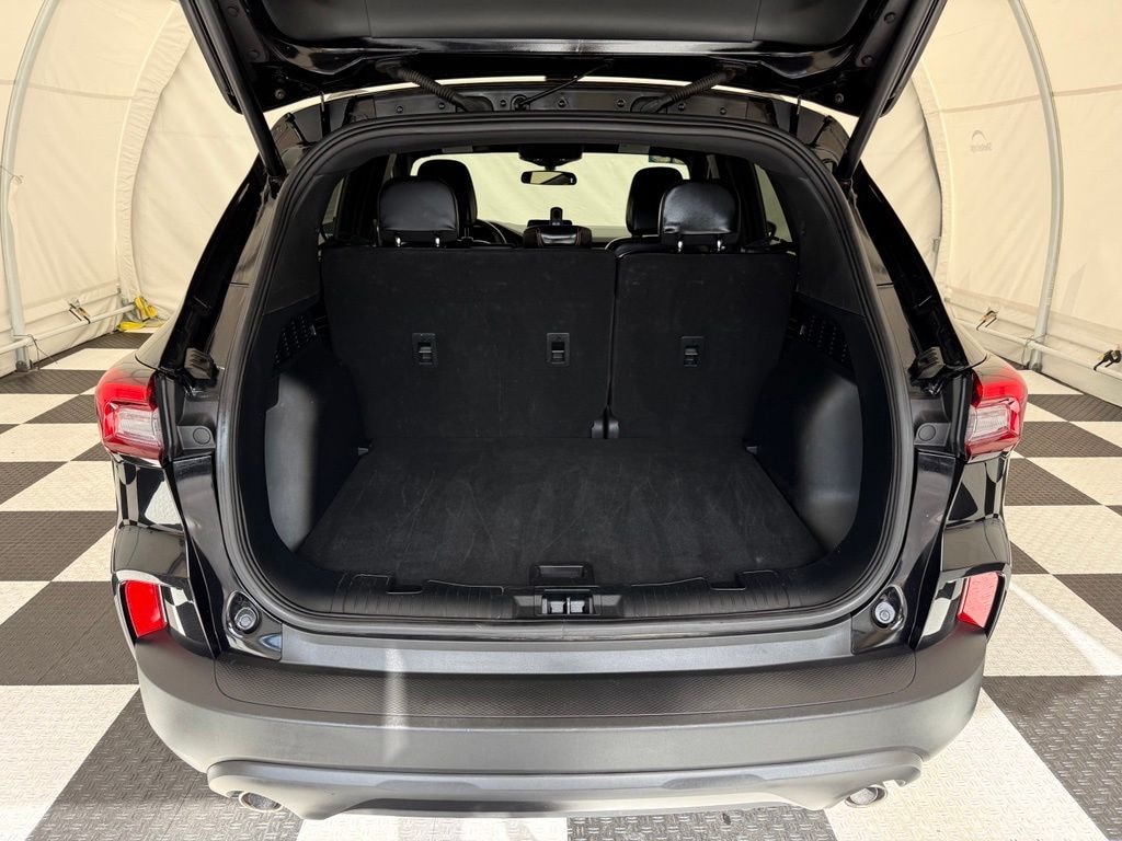 Used 2025 Ford Escape ST-Line Select SUV