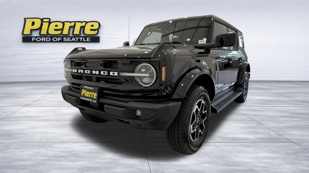 New 2026 Ford Bronco Outer Banks SUV