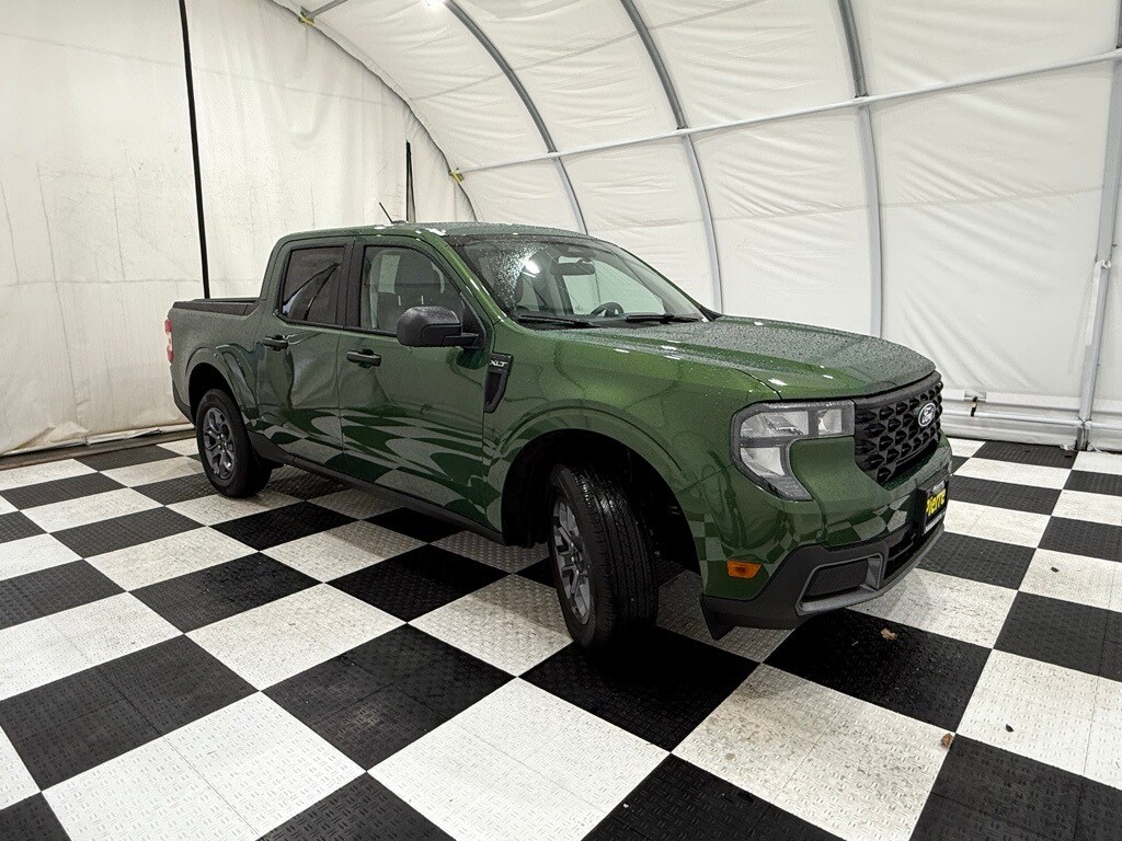 2025 Ford Maverick XLT photo 3