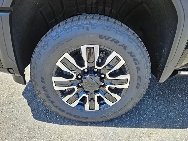 2026 GMC Sierra 3500HD Denali Ultimate - Photo 9