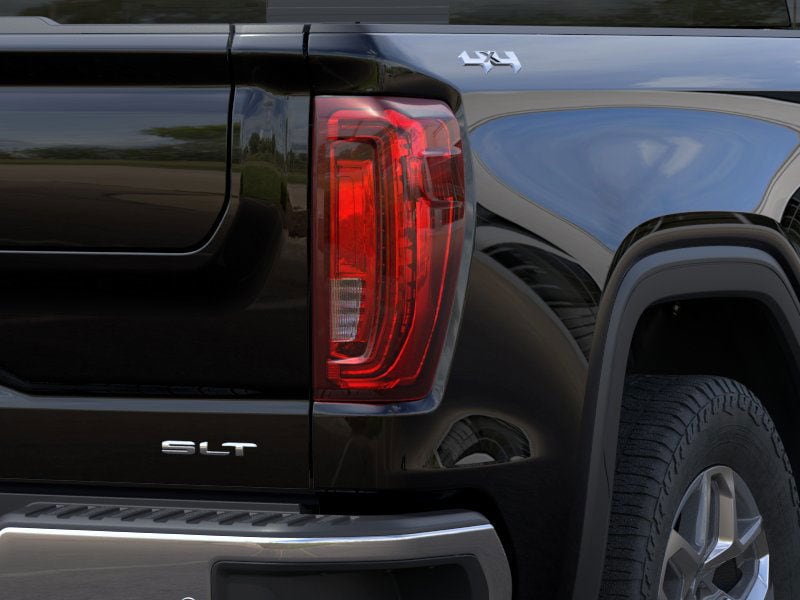 2025 GMC Sierra 1500 SLT - Photo 38