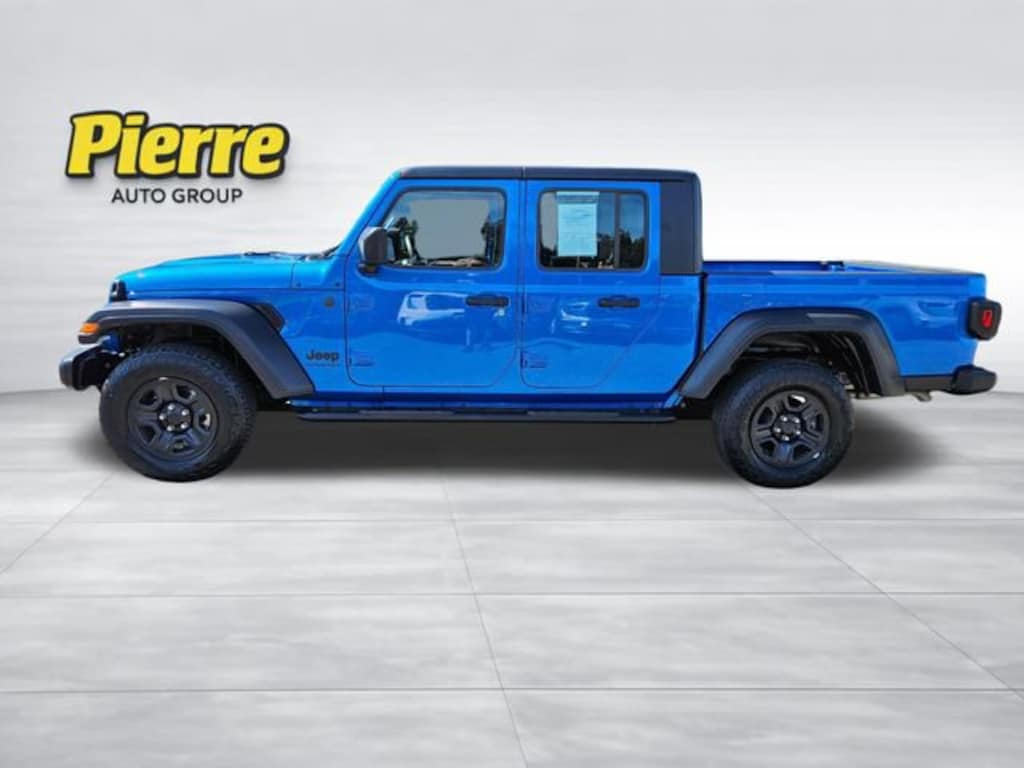 Used 2023 Jeep Gladiator Sport