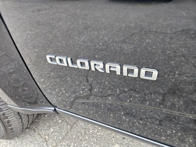 2020 Chevrolet Colorado LT - Photo 11
