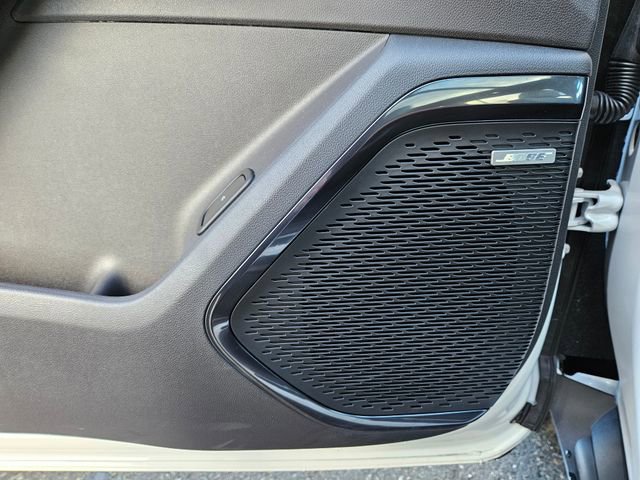 2026 GMC Acadia AT4 - Photo 20