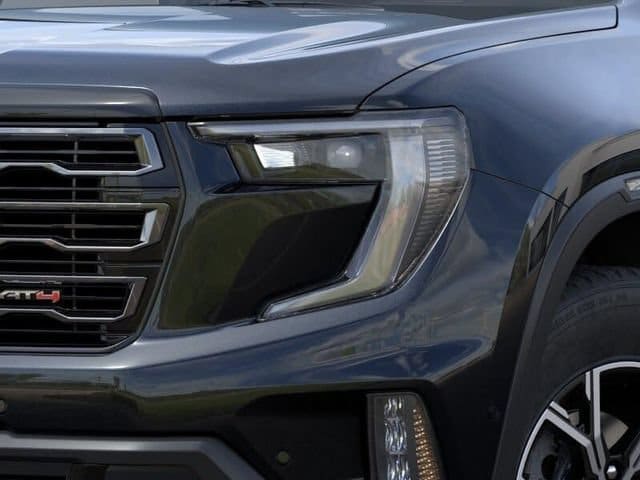2026 GMC Acadia AT4 - Photo 9