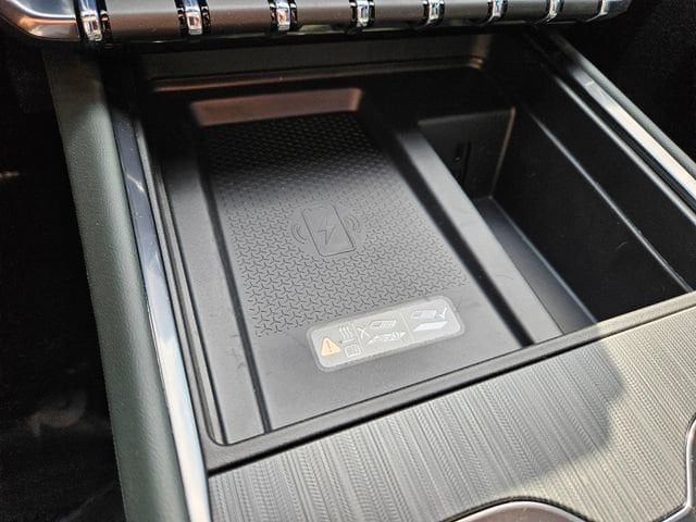 2026 GMC Acadia AT4 - Photo 31