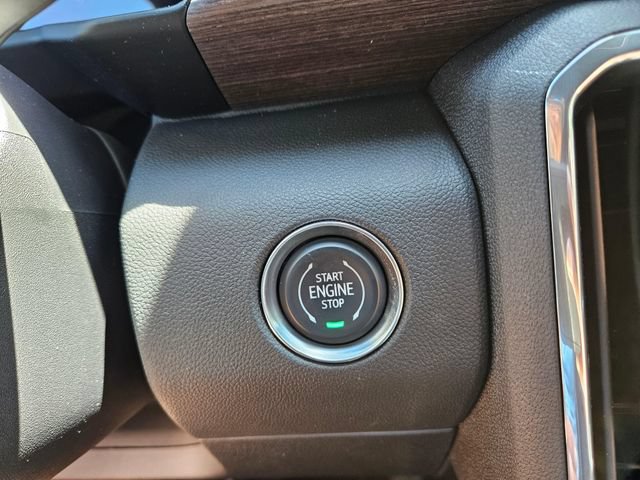 2026 GMC Acadia Denali - Photo 30