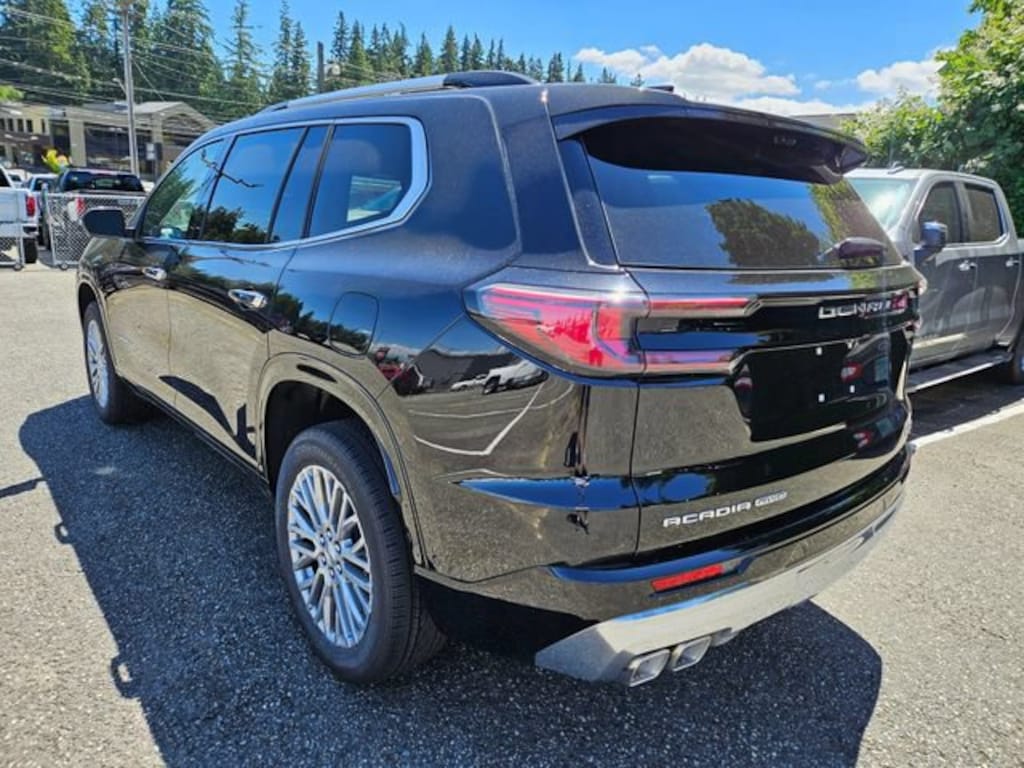 New 2026 GMC Acadia Denali SUV