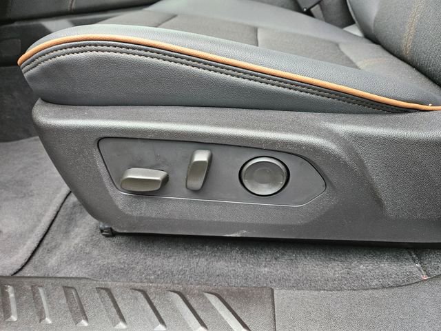 2026 GMC Canyon AT4 - Photo 5