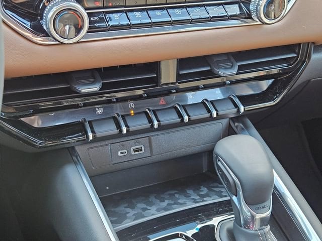 2026 GMC Canyon AT4 - Photo 27
