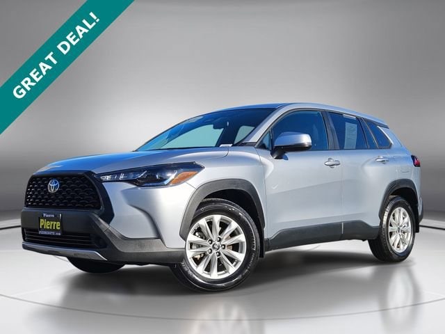 2024 Toyota Corolla Cross LE