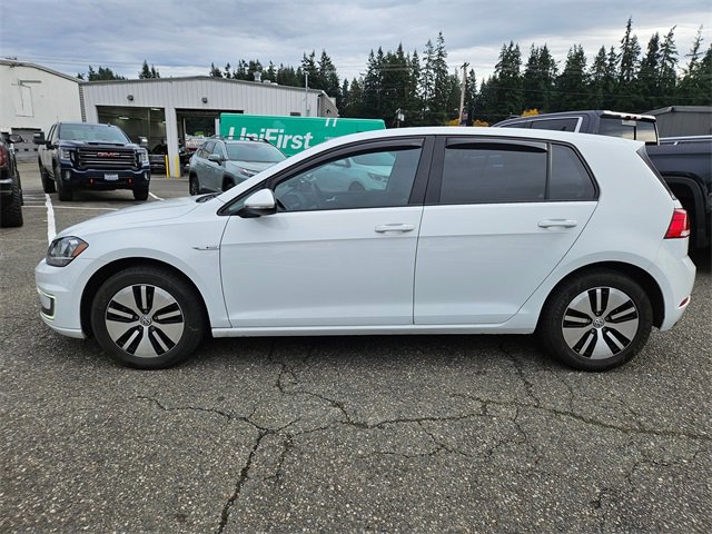 Used 2017 Volkswagen e-Golf e-Golf SE with VIN WVWKR7AU4HW953957 for sale in Everett, WA