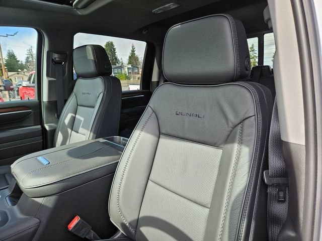 2026 GMC Sierra 3500HD Denali - Photo 12