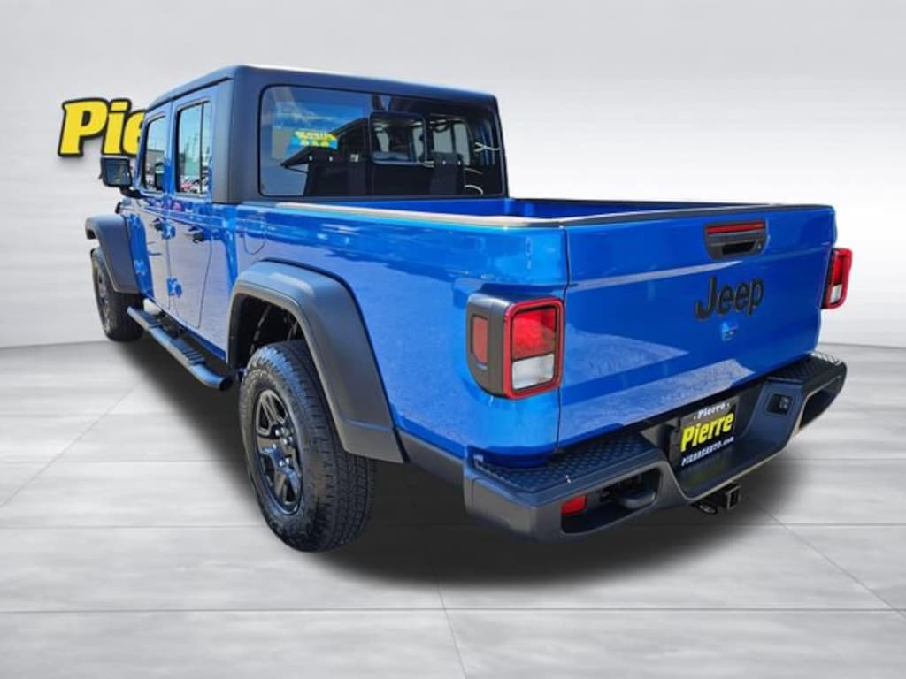 Used 2023 Jeep Gladiator Sport