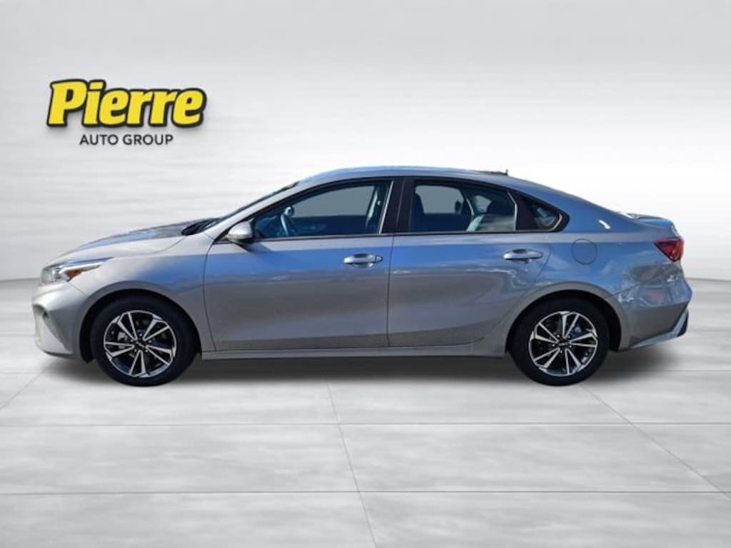 Used 2024 Kia Forte LXS