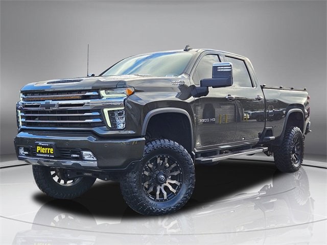 2022 Chevrolet Silverado 3500HD High Country's photo