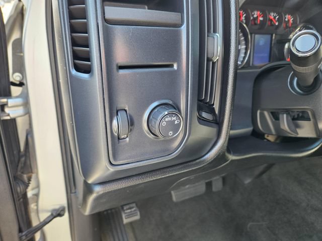 2018 Chevrolet Silverado 1500 Custom - Photo 24