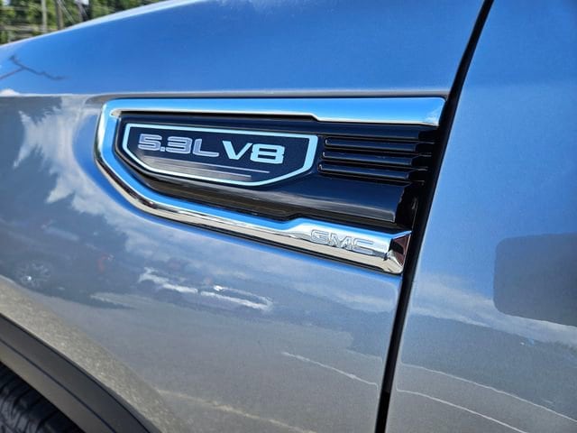 2026 GMC Sierra 1500 SLT - Photo 10