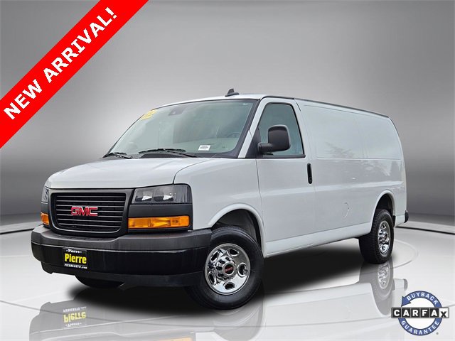 2024 GMC Savana Cargo 1WT's photo