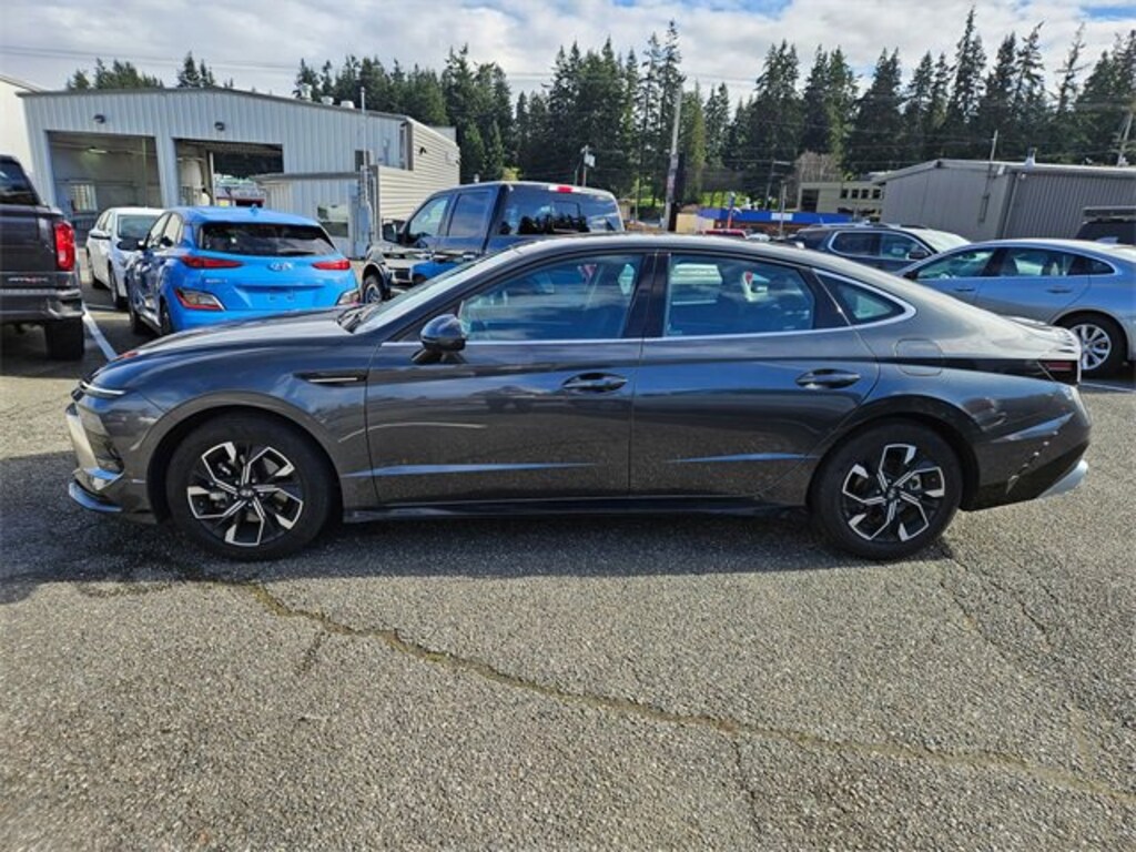 Used 2025 Hyundai Sonata SEL