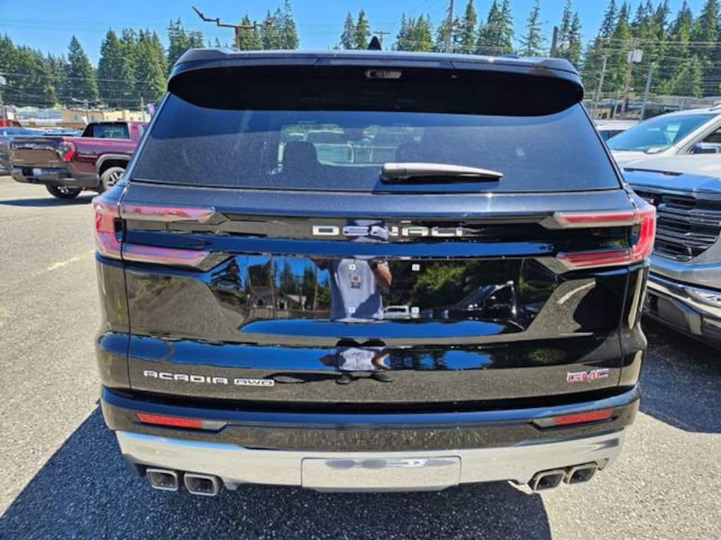 New 2026 GMC Acadia Denali SUV