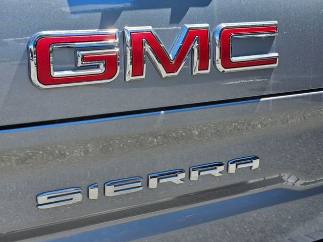2026 GMC Sierra 1500 SLT - Photo 13