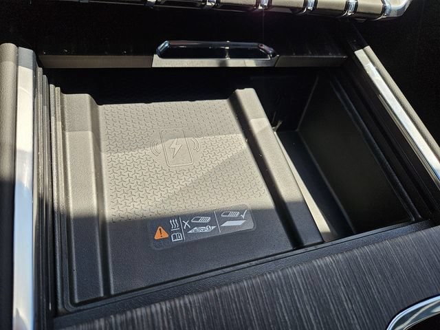 2026 GMC Acadia Denali - Photo 29