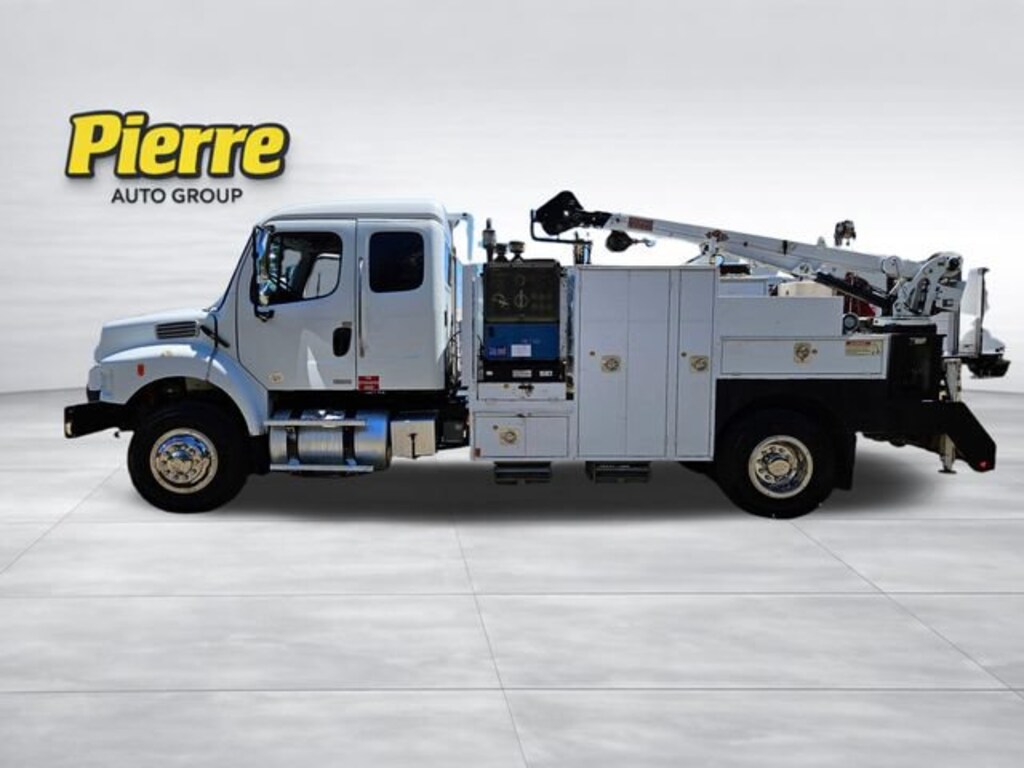 Used 2010 Freightliner M2
