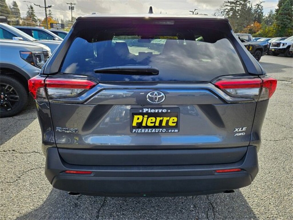 Used 2024 Toyota RAV4 XLE