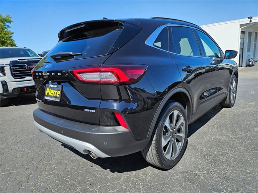 Used 2024 Ford Escape Platinum