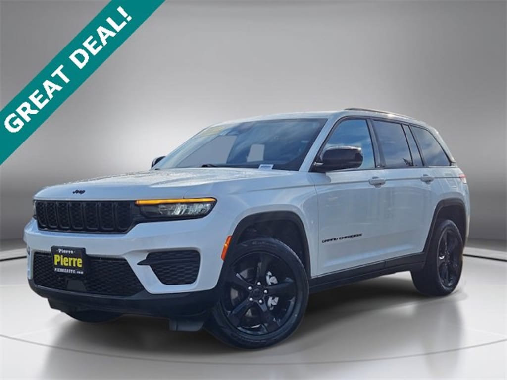 Used 2023 Jeep Grand Cherokee Laredo