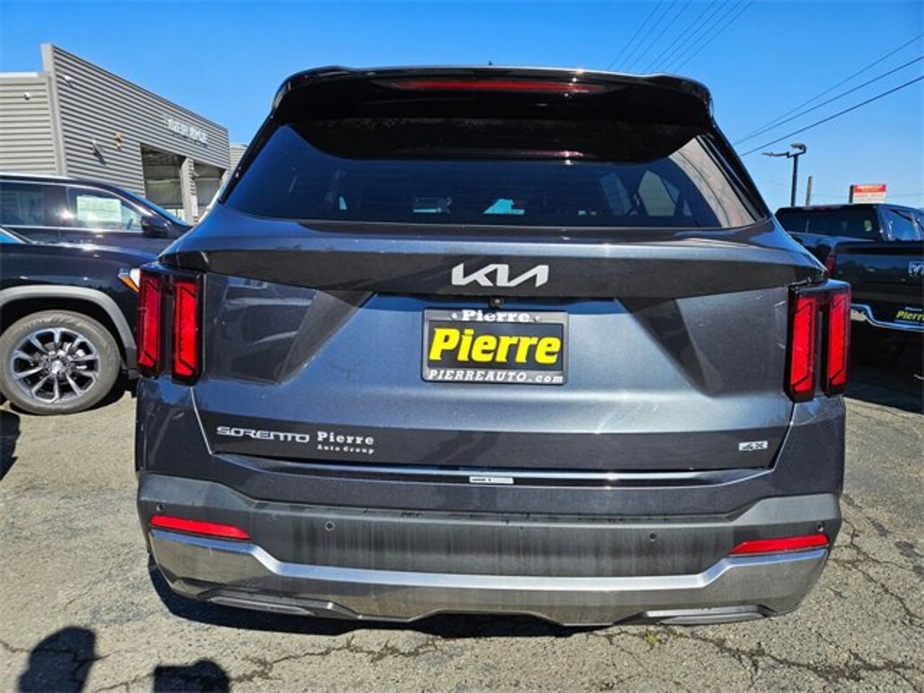 Used 2024 Kia Sorento X-Line EX