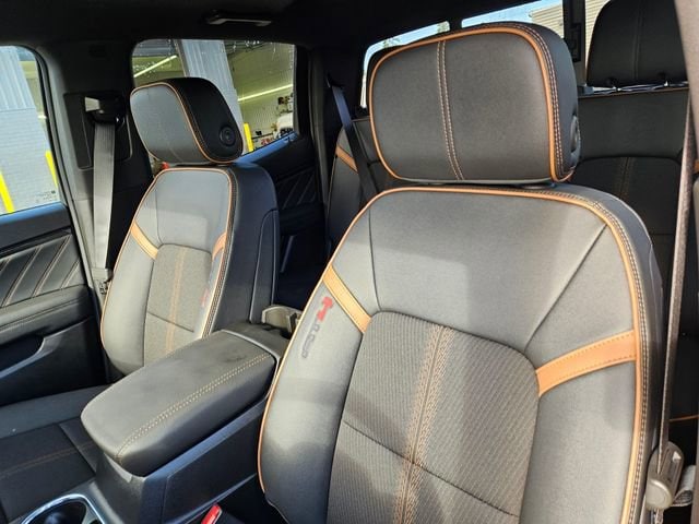 2026 GMC Canyon AT4 - Photo 17