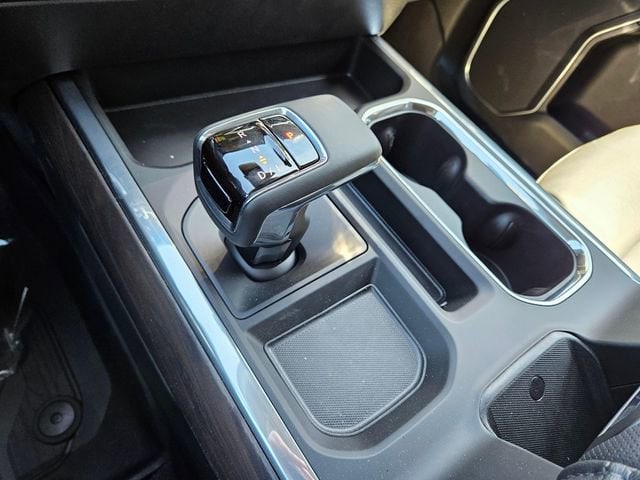 2026 GMC Sierra 1500 SLT - Photo 30