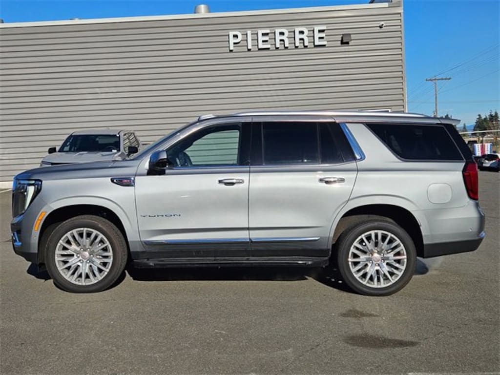 New 2025 GMC Yukon Elevation SUV