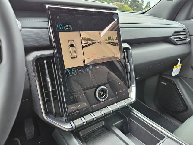 2026 GMC Acadia AT4 - Photo 31