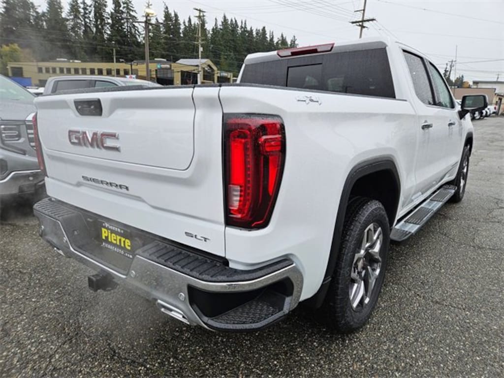 New 2025 GMC Sierra 1500 SLT Truck