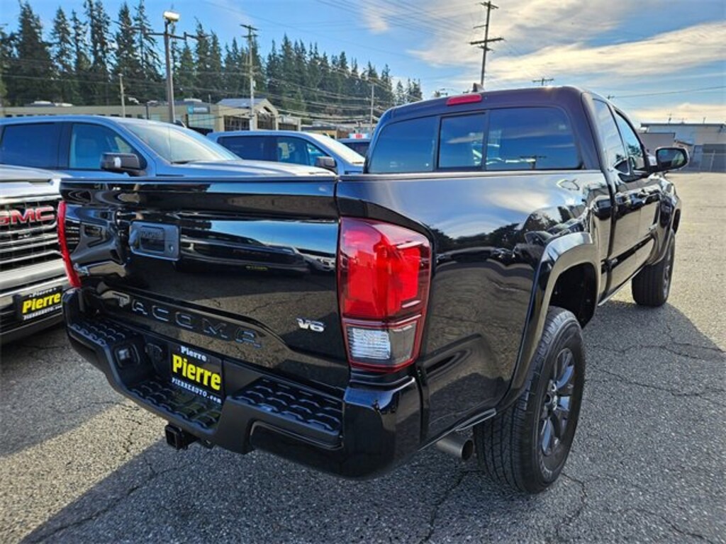 Used 2022 Toyota Tacoma 4WD SR