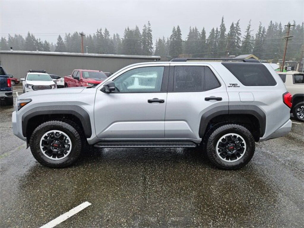 Used 2025 Toyota 4Runner SR5