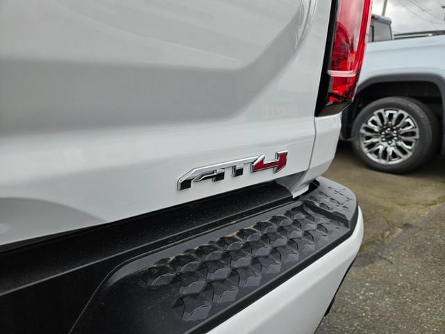 2026 GMC Canyon AT4 - Photo 2