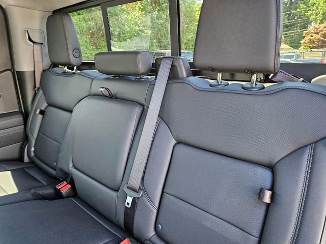 2026 GMC Sierra 1500 SLT - Photo 16