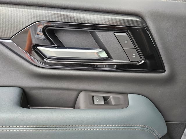 2026 GMC Yukon AT4 - Photo 21