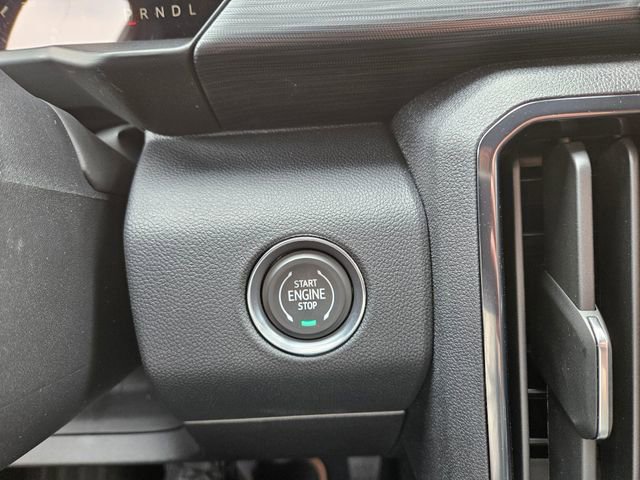 2026 GMC Acadia AT4 - Photo 29