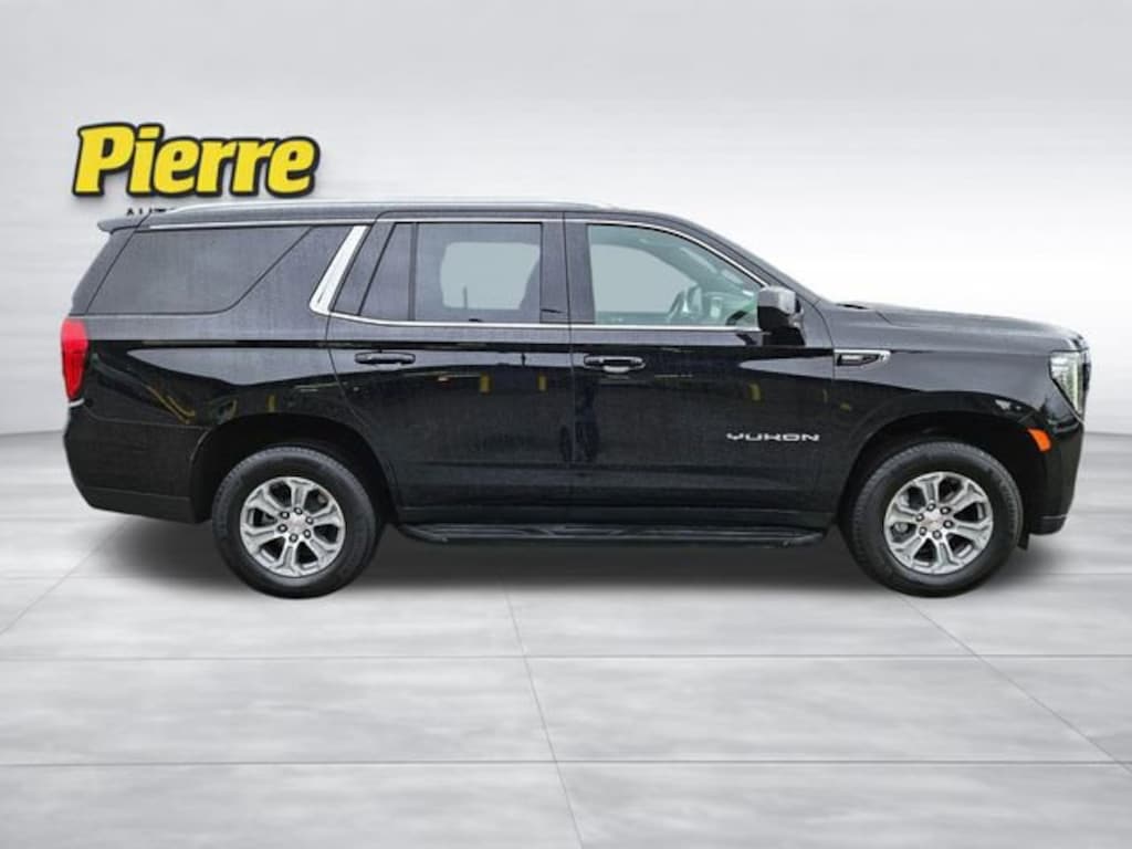Used 2024 GMC Yukon SLE SUV