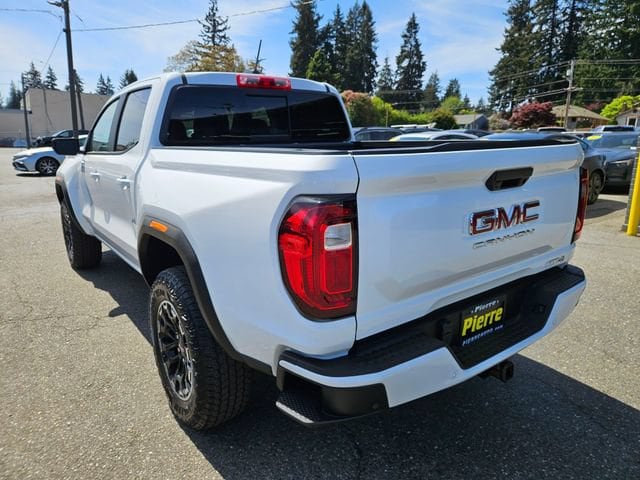 2026 GMC Canyon AT4 - Photo 9