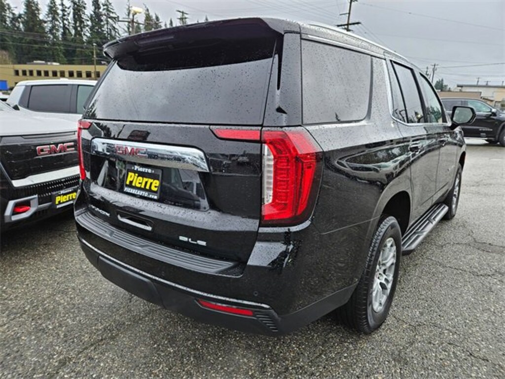 Used 2024 GMC Yukon SLE SUV