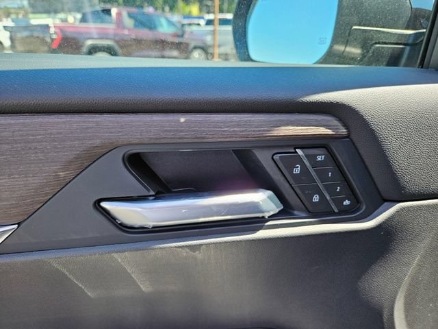 2026 GMC Acadia Denali - Photo 21