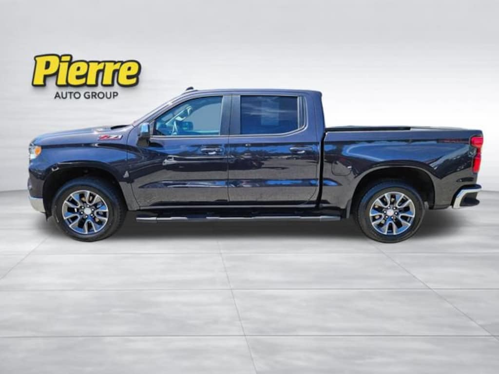 Used 2024 Chevrolet Silverado 1500 LT w/1LT Truck