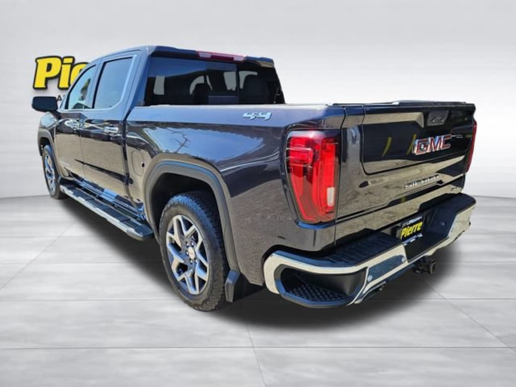 Used 2022 GMC Sierra 1500 SLT Truck