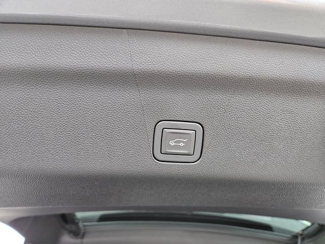 2026 GMC Yukon AT4 - Photo 15